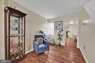 938 Pike, Reading, PA 19604 - Photo 7