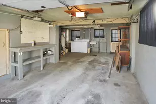 513 Harding Ave, Reading, PA 19607 - Photo 13