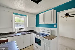 309 Sycamore Rd, Reading, PA 19611 - Photo 7