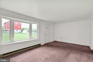 1068 Stouchsburg Rd, Richland, PA 17087 - Photo 7