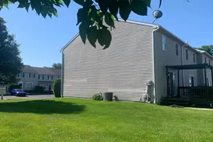 111 Canberra Ct, Reading, PA 19608 - Photo 3