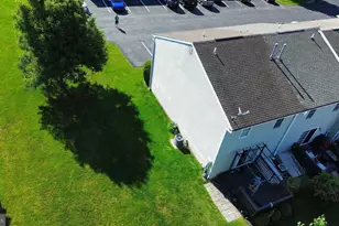 111 Canberra Ct, Reading, PA 19608 - Photo 5