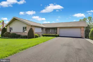 1620 Commonwealth Blvd, Reading, PA 19607 - Photo 3