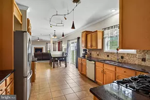 15 Sawgrass Dr, Reading, PA 19606 - Photo 19