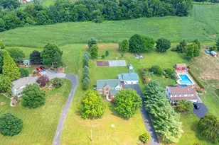 231 Gin Mill Rd, Mohrsville, PA 19541 - Photo 3