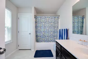 25 Rosalie's Way, Temple, PA 19560 - Photo 27