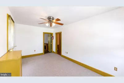2212 Perkiomen Avenue, Reading, PA 19606 - Photo 35