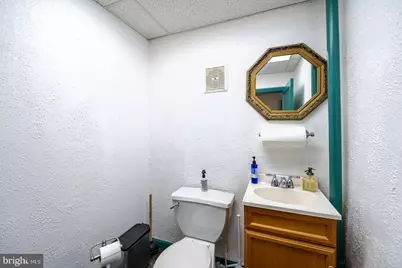 2212 Perkiomen Avenue, Reading, PA 19606 - Photo 11