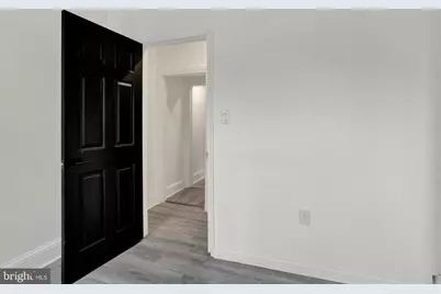 539 Strong Al, Reading, PA 19602 - Photo 13