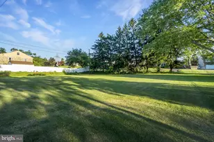 5560 N Fairway Dr, Reading, PA 19606 - Photo 51