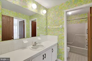 8 Olympic Dr, Reading, PA 19607 - Photo 9
