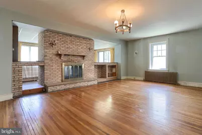 332 E Walnut Street, Reading, PA 19607 - Photo 9
