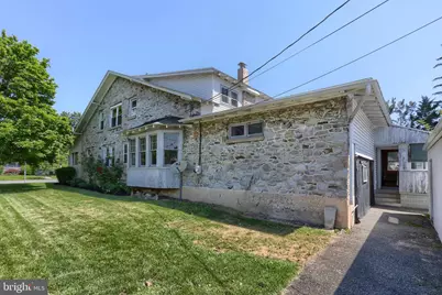 332 E Walnut Street, Reading, PA 19607 - Photo 3
