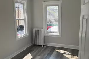 926 Muhlenberg St, Reading, PA 19602 - Photo 5