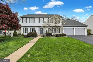 512 Thomas Pl, Reading, PA 19608 - Photo 1