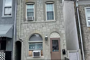520 S 17 1/2 St, Reading, PA 19606 - Photo 1