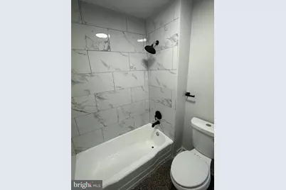 1021 Mulberry Street, Reading, PA 19604 - Photo 11