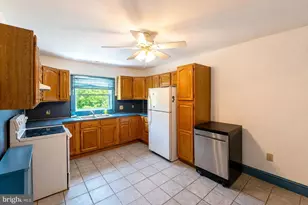 2212 Perkiomen Ave, Reading, PA 19606 - Photo 29