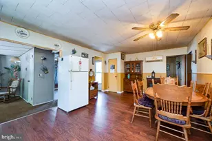 1137 E Main St, Douglassville, PA 19518 - Photo 5