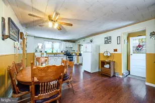 1137 E Main St, Douglassville, PA 19518 - Photo 7