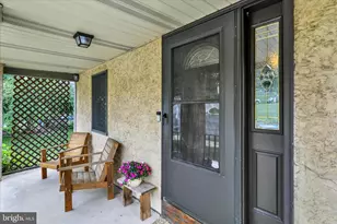 1027 Commonwealth Blvd, Reading, PA 19607 - Photo 3
