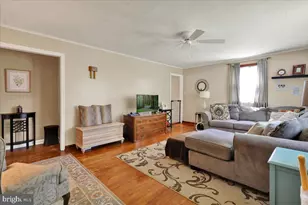 307 Summit Ave, Reading, PA 19607 - Photo 5