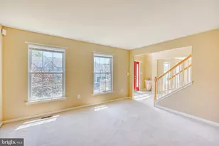 221 Longview Dr, Reading, PA 19608 - Photo 5