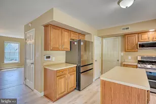 221 Longview Dr, Reading, PA 19608 - Photo 13