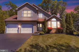 223 Woodbridge Ln, Douglassville, PA 19518 - Photo 1