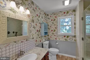223 Woodbridge Ln, Douglassville, PA 19518 - Photo 29
