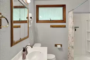 702 Frederick St, Reading, PA 19607 - Photo 17