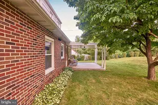 18 Ardmore Ave, Reading, PA 19607 - Photo 9