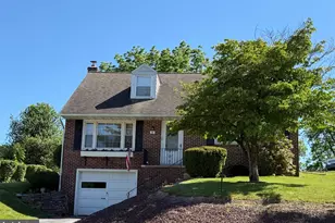 18 Ardmore Ave, Reading, PA 19607 - Photo 1