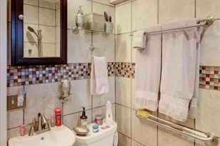 238 E Walnut St, Reading, PA 19607 - Photo 15
