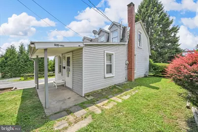 2114 Spring, West Lawn, PA 19609 - Photo 3