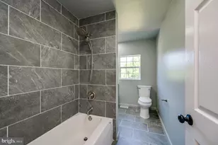1311 Butter Ln, Reading, PA 19606 - Photo 17
