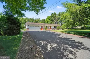 24 Mountain View Rd, Bethel, PA 19507 - Photo 3