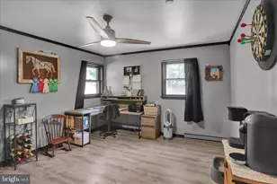 1907 Holly Rd, Reading, PA 19602 - Photo 17