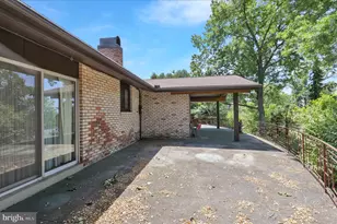 1840 Lorraine Rd, Reading, PA 19604 - Photo 35