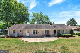 388 Chestnut St, Hamburg, PA 19526 - Photo 5