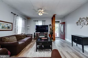 17 Pennsylvania Ave, Shillington, PA 19607 - Photo 9