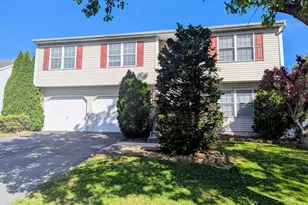 16 Dogwood Dr, Wernersville, PA 19565 - Photo 1