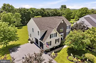 604 Farmingdale Dr, Douglassville, PA 19518 - Photo 39