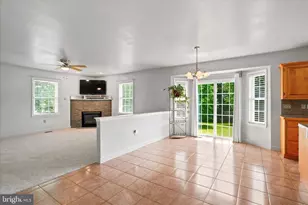 604 Farmingdale Dr, Douglassville, PA 19518 - Photo 15