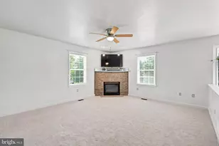 604 Farmingdale Dr, Douglassville, PA 19518 - Photo 29