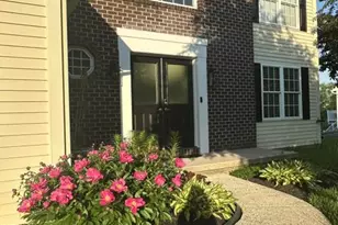 604 Farmingdale Dr, Douglassville, PA 19518 - Photo 3