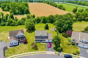 264 Longleaf Dr, Blandon, PA 19510 - Photo 1