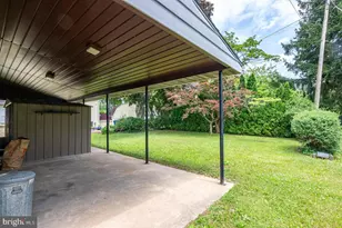 327 Newport Ave, Reading, PA 19611 - Photo 19