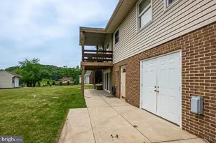 307 Skyline Dr, Reading, PA 19606 - Photo 23