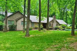 36 Crestview Dr, Fleetwood, PA 19522 - Photo 3